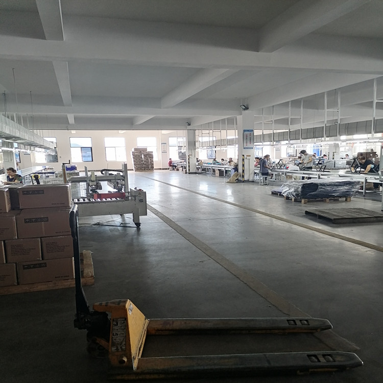 車間安裝中央空調系統(tǒng)